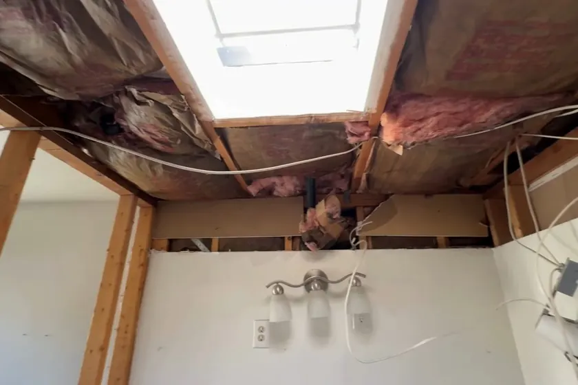 Bathroom plumbing work is shown around the tub, shower valve, or open wall area near Cerritos, CA on Shower & Bathtub Installation in Cerritos, CA faq sbi 003